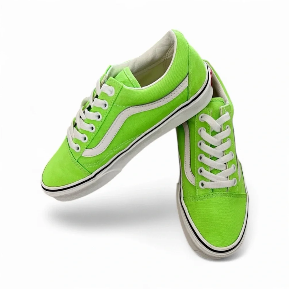 Vans Old School Neon Green Canvas Low-Top Sneakers with White Accents - Picture 1 of 10